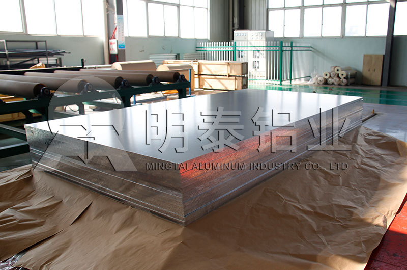 用于汽車-模具-百葉窗5052鋁板多少錢一噸？廠家為您詳細介紹